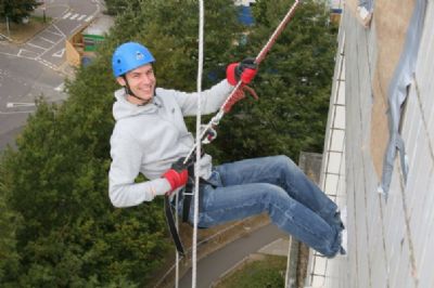 dale's brave 100-ft climb down the jr chox abseil, 2007
