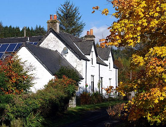 crown house bed and breakfast, ford near kilmartin in mid argyll and ideal location for walkers, cyclists and motorcyclists